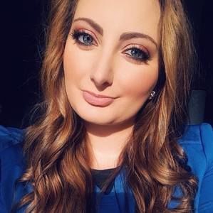 Meet your Posher, Ellie